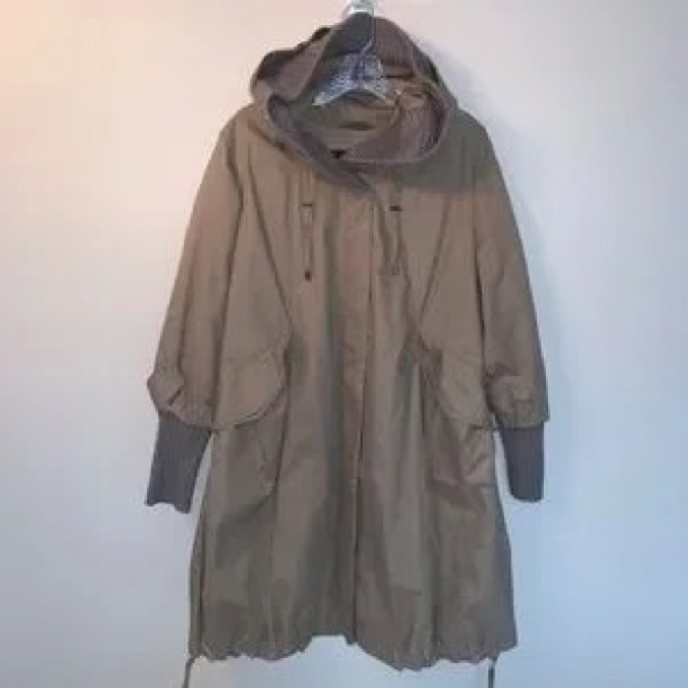 Womens Hooded Anorak Coat in Taupe